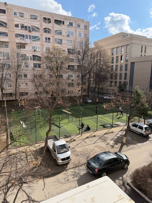 3 xonali kvartira sotiladi Sebzorda