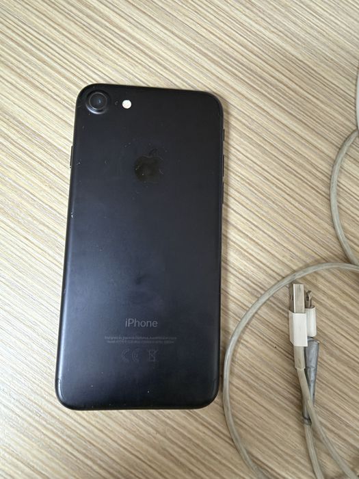 Iphone 7  32gb  new battery