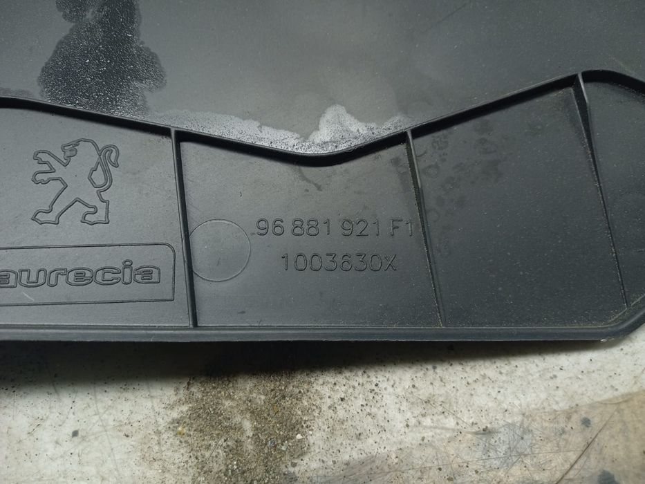 Ornament consola centrala 96881921f1 Peugeot 508 1 [2010 - 2014]