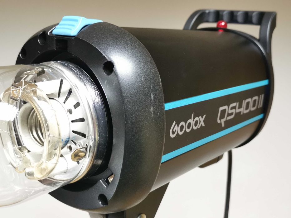 Godox QS400 II студийна светкавица