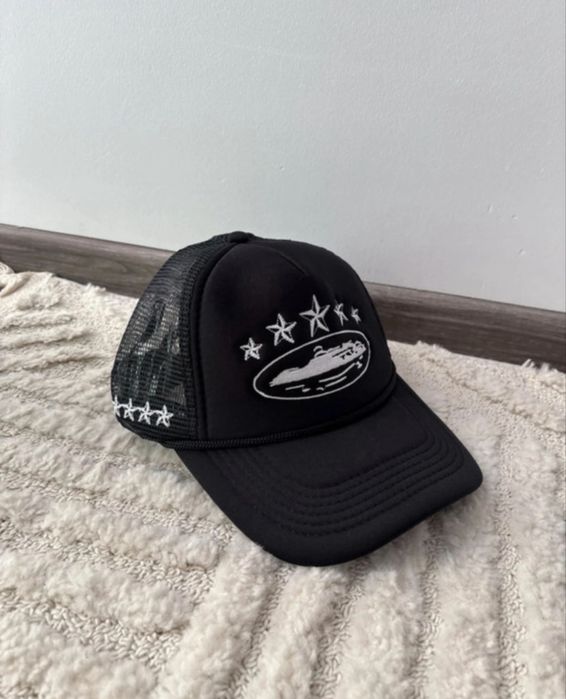 Sapca corteiz neagra