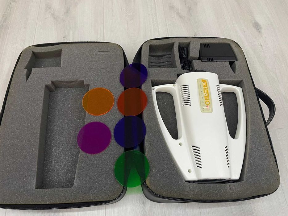 Lampa terapeutica cu lumina polarizata (ActiveBio+)