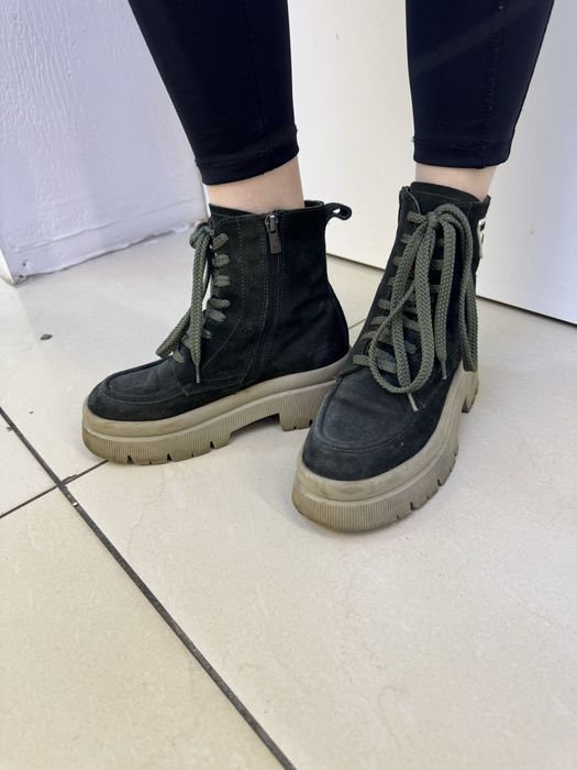 Деми ботинки натуральная замша