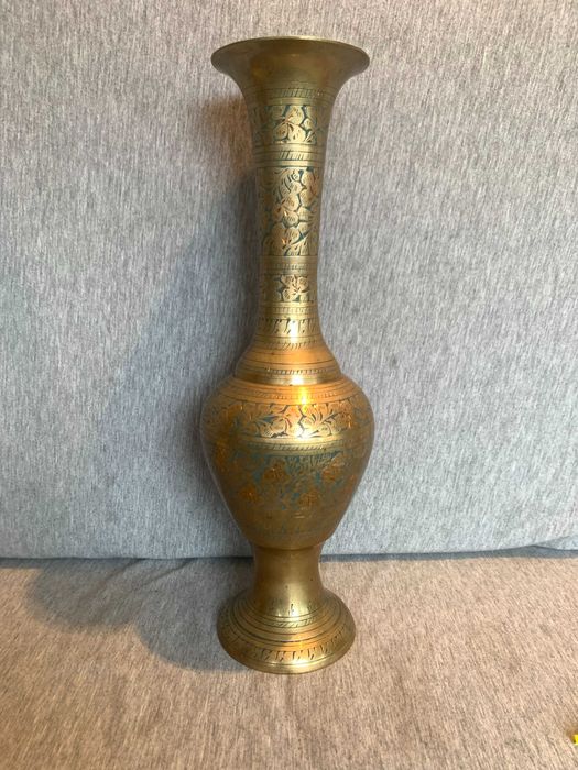 стари месингови кани купи вази