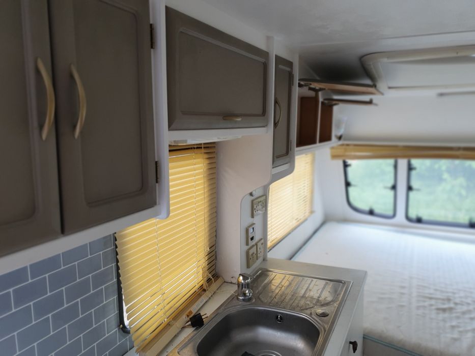 Каравана ABI MANHATTAN CARAVAN 2005