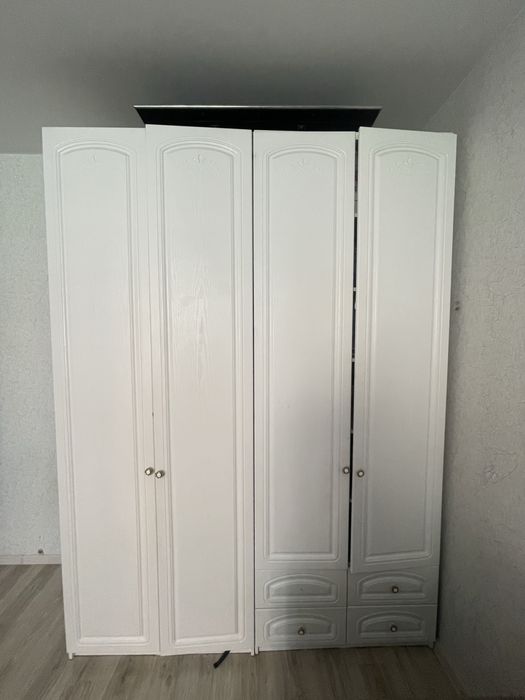 Продам шкафы в хорошем состоянии……..