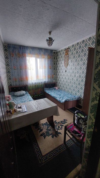 Продается 4х комнатная квартира на 2 ом  этаже в районе горгаз