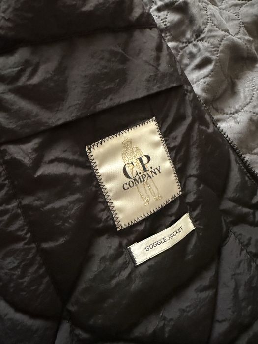 C.P. Company елек