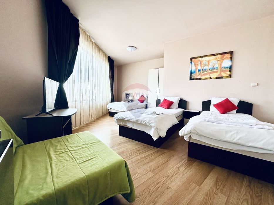 Продава се Многостаен апартамент в Балчик - 305 кв.м за 748 €/кв.м - Снимка #2