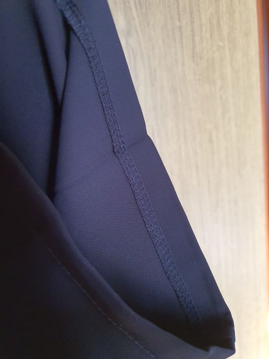 Продаются черные новые брюки