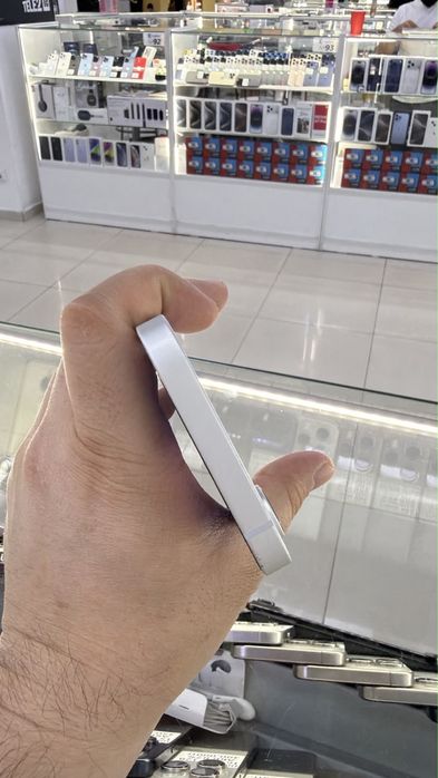 Iphone 16e 128 гб
