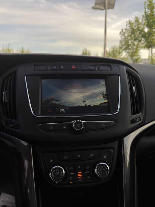 Opel Zafira Facelift 2019 Automată 7 Locuri 1.6 Benzină 136CP