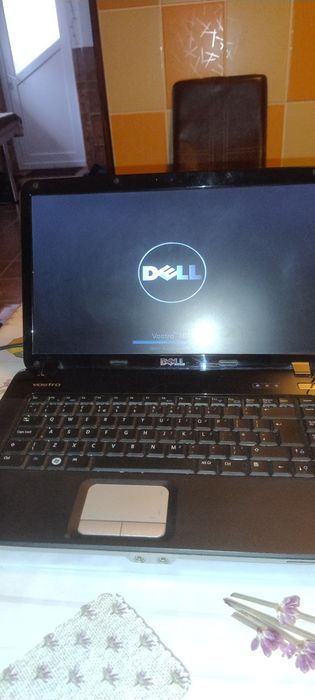 Dell Vostro , 6gb ram , ssd.