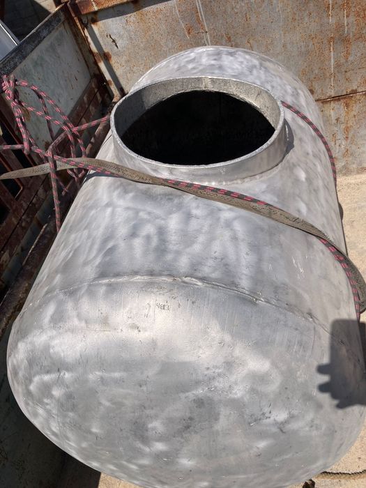 Продам алюминевую бочку