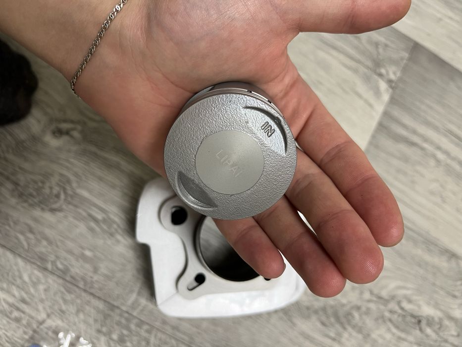 Продам поршнивая группа