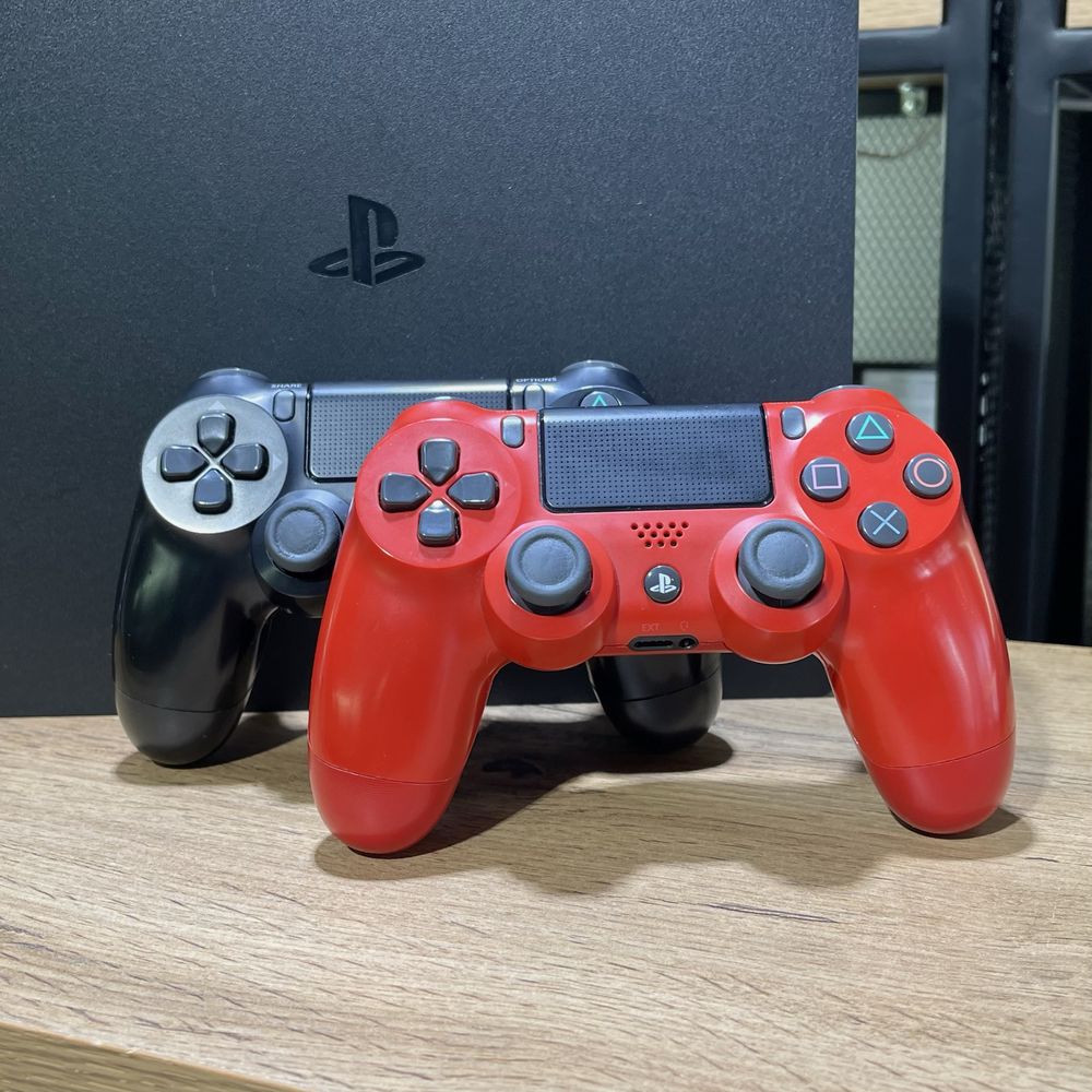 Sony Playstation 4 Slim, 1 tb, 2 джойстика, 8323/А10: 100 000 тг. -  Приставки Астана на Olx