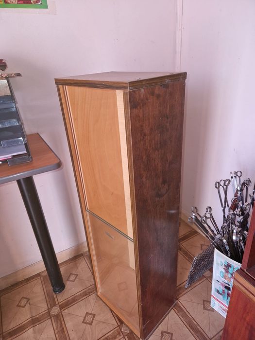 Полка подвесная.