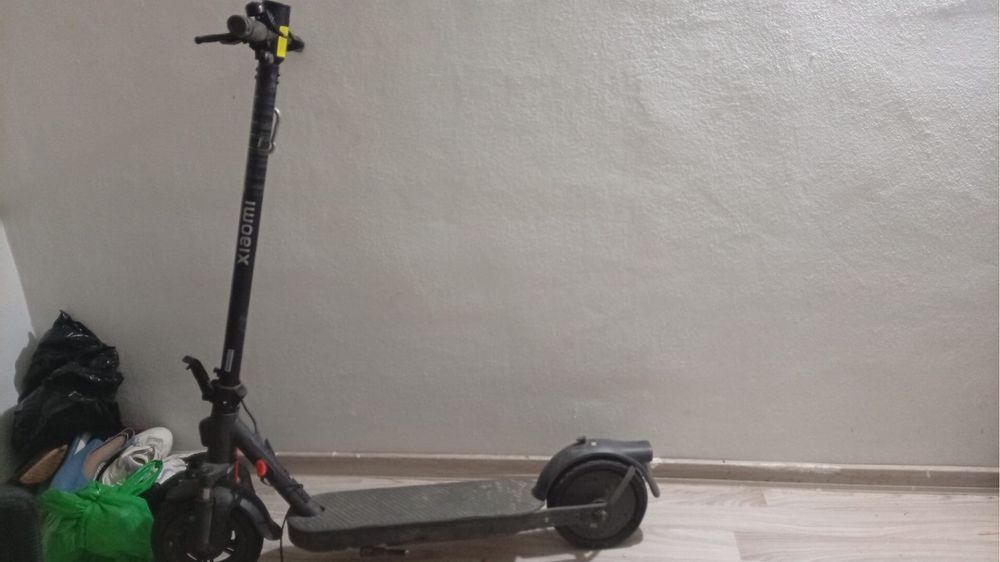 Disponibila trotinele electrica xwaomiii