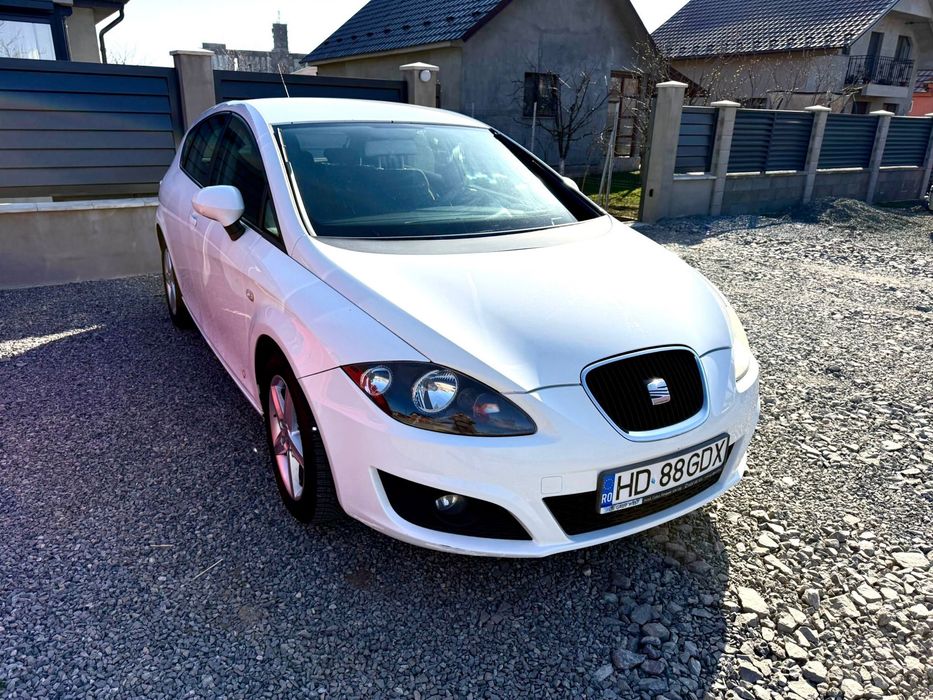 Seat Leon 1.6 TDI – 105 CP – 2012 – foarte bine întreținută