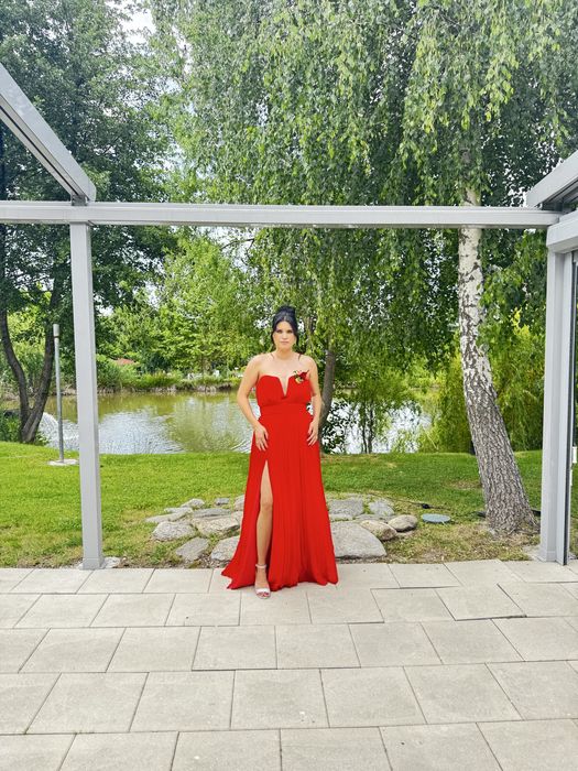 Rochie de ocazie rosie de matase naturala