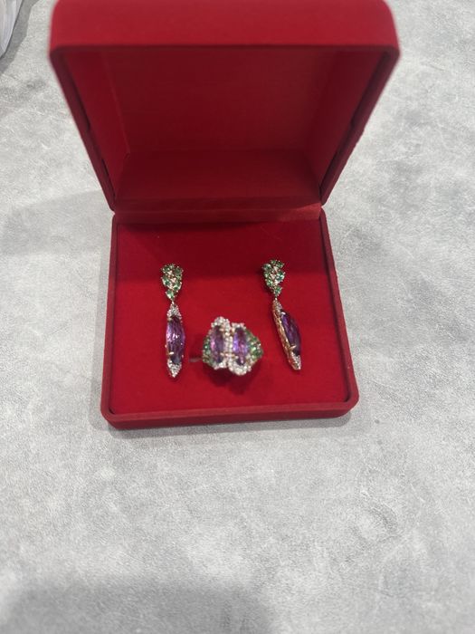 Золотые украшения