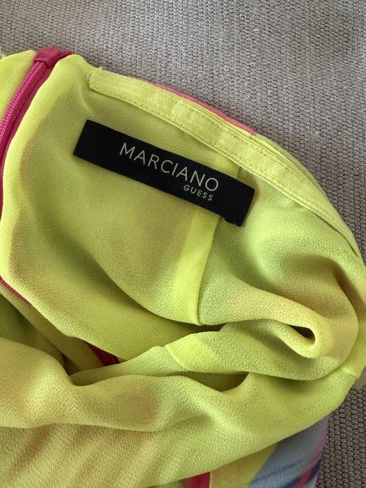 Оригинална рокля на Guess by Marciano
