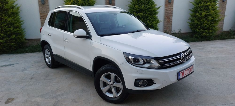VOLKSWAGEN Tiguan 2012