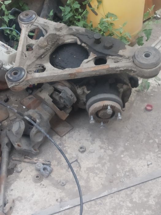 Isuzu LE 60 aftobus razdatkasi sotiladi