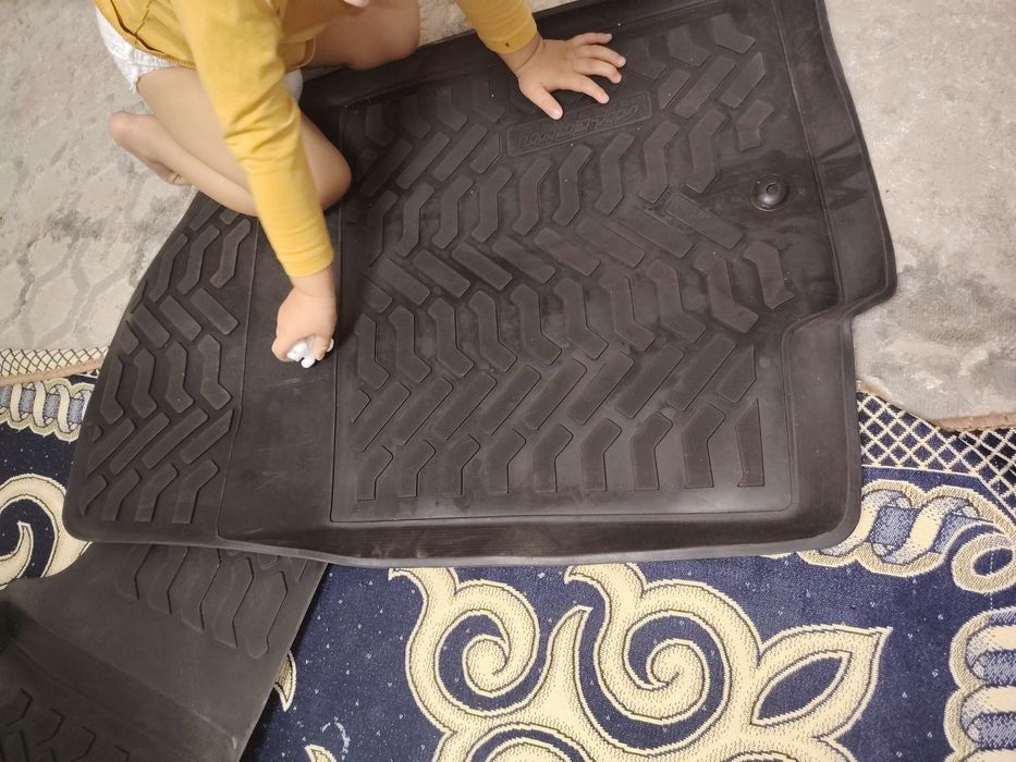 Полик продам за 7500ттт