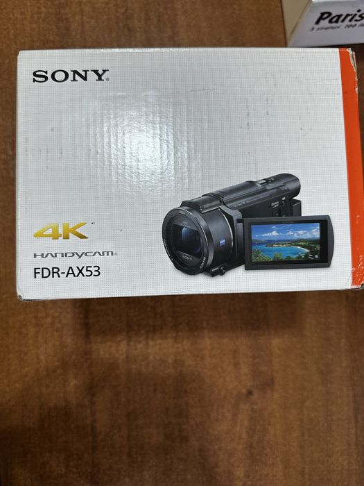 Camera Sony 4K HandyCam FDR-AX53