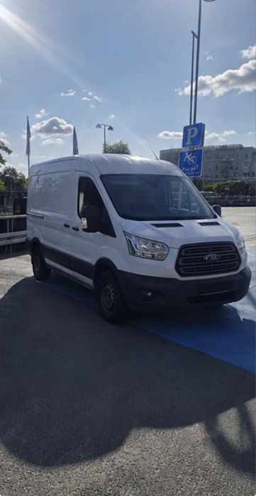 Vând sau schimb   Ford Transit 2016 – 2.2 TDCi 125 CP  An fabricație: 2016 Mot vb orizare: 2.2 diesel Putere: 125 CP  227.000 km