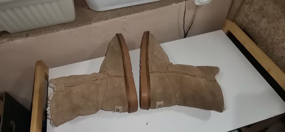 Ботуши апрески Ugg 38 н.