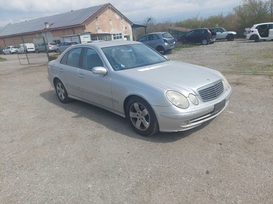 Mercedes-Benz E 270 Е270, Мерцедес W211 на части!
Май 2005