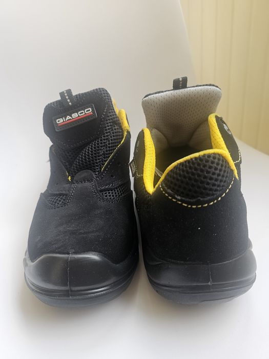 Giasco papuci safety mărimea 42
