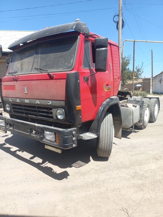 Kamaz tegach sotiladi