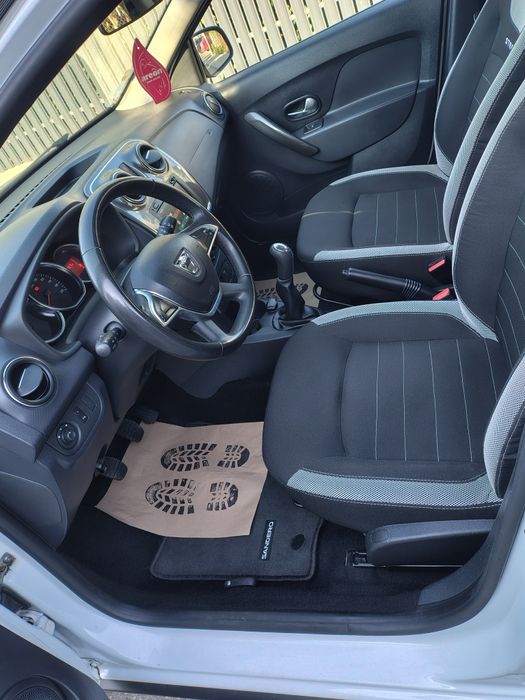 Dacia Sandero Stepway 2019 / 1.5 Dci