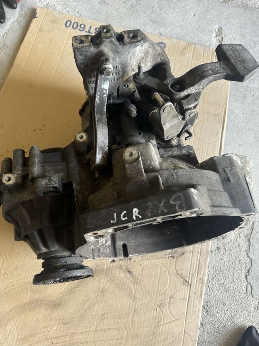 Скоростна кутия Голф 5 1.9 tdi 5 скорости golf V GQQ JCX JCR HNV