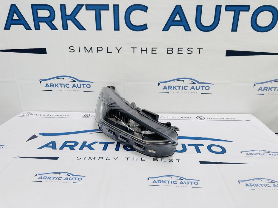 Far dreapta Led Ford Focus 4 facelift dupa 2020 cod NX78-13E014-CD