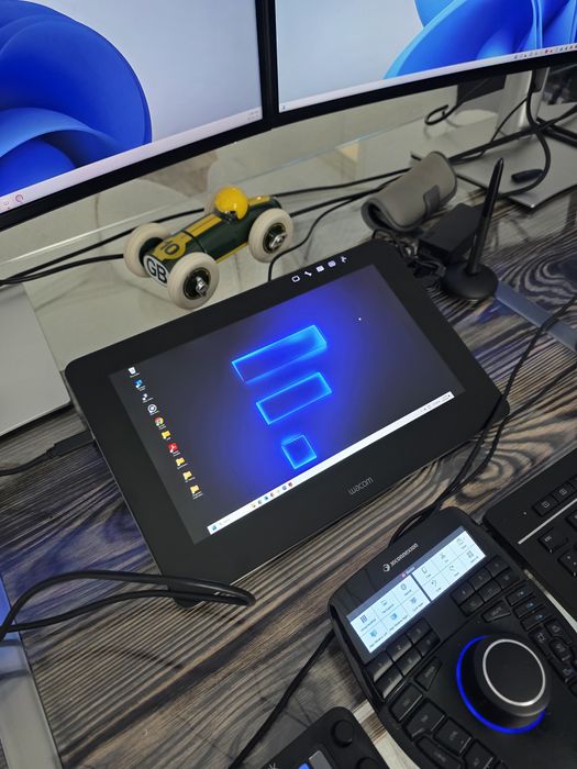 Tableta Wacom Cintiq Pro DTH-1320 EU  13''