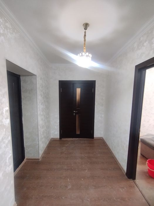 Срочно сотилади Сергели 9 худуд 2/7/7 свежие ремонт