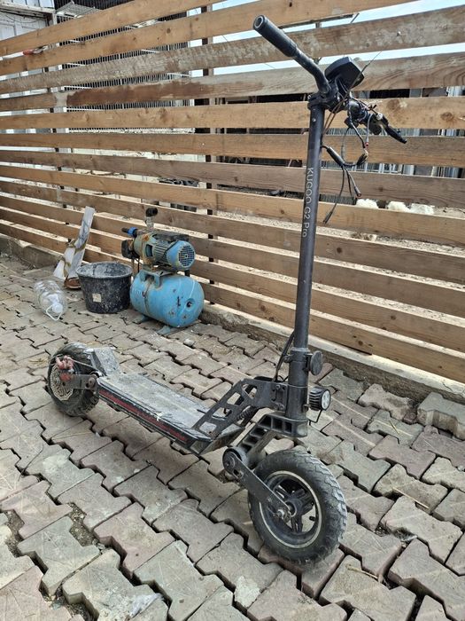 Dezmembrez Trotineta electrica kugoo g2 pro