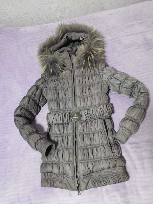 продам  2  куртки