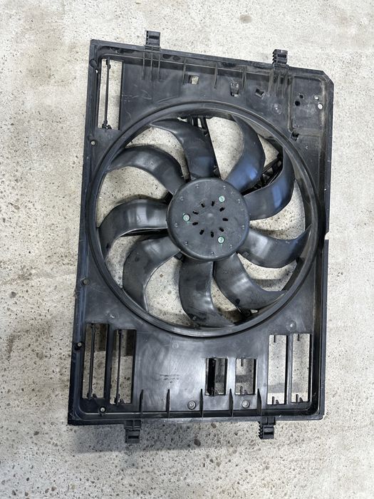 Electroventilator skoda vw audi seat.cod:5q0121203.DG.