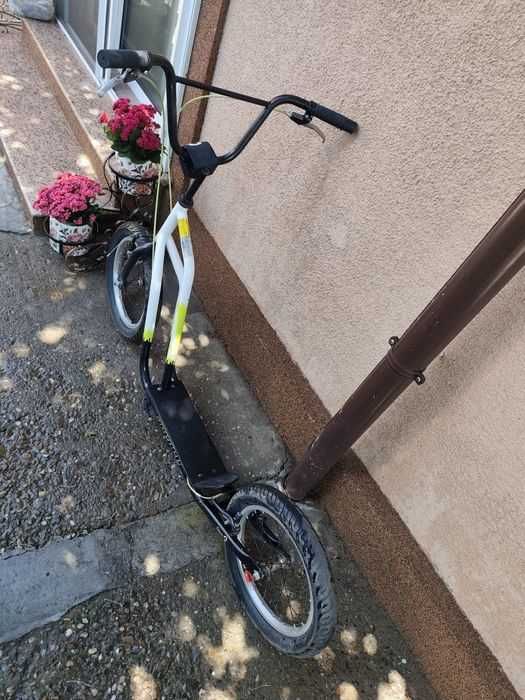 Vând trotinetă Arcore 6TEEN, roți 16”, adulti/adolescenti