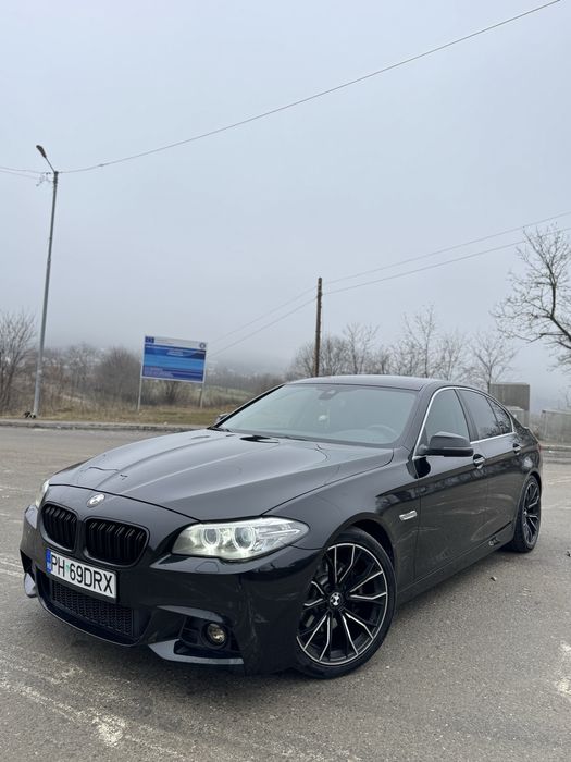 Vand BMW F10 2016 M Pachet / 0 Daune / 2 Butoane / Ceasuri Digitale / Interior Seria 7 / Memorii Scaune / Jante R19