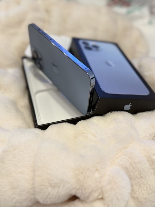 iPhone 13 Pro Max SIERRA BLUE 256 GB