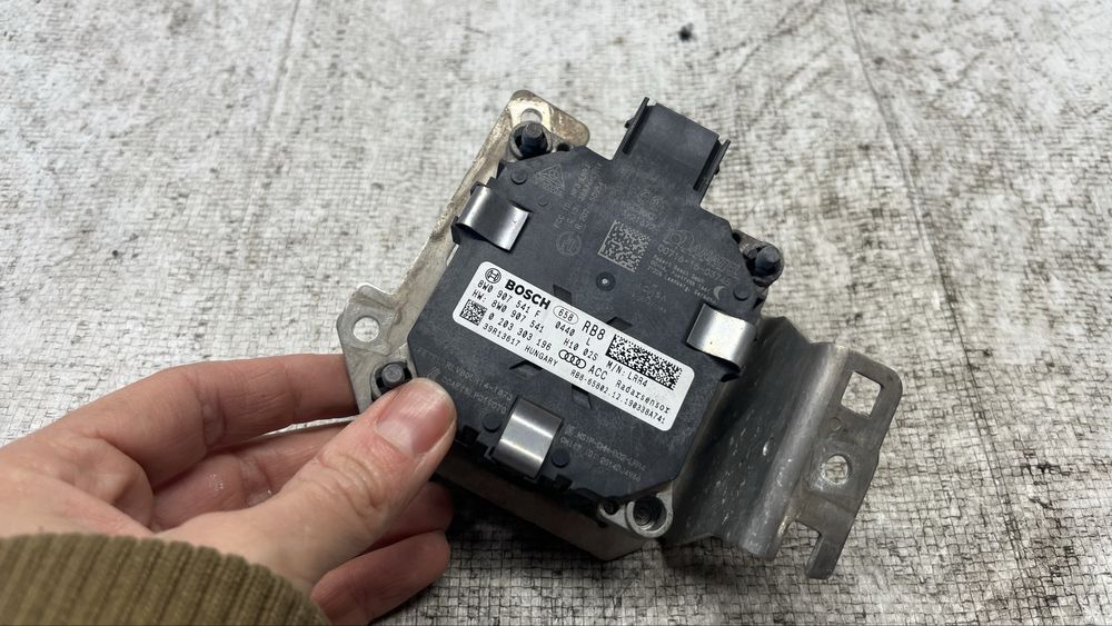 Audi A4 B9 дистроник