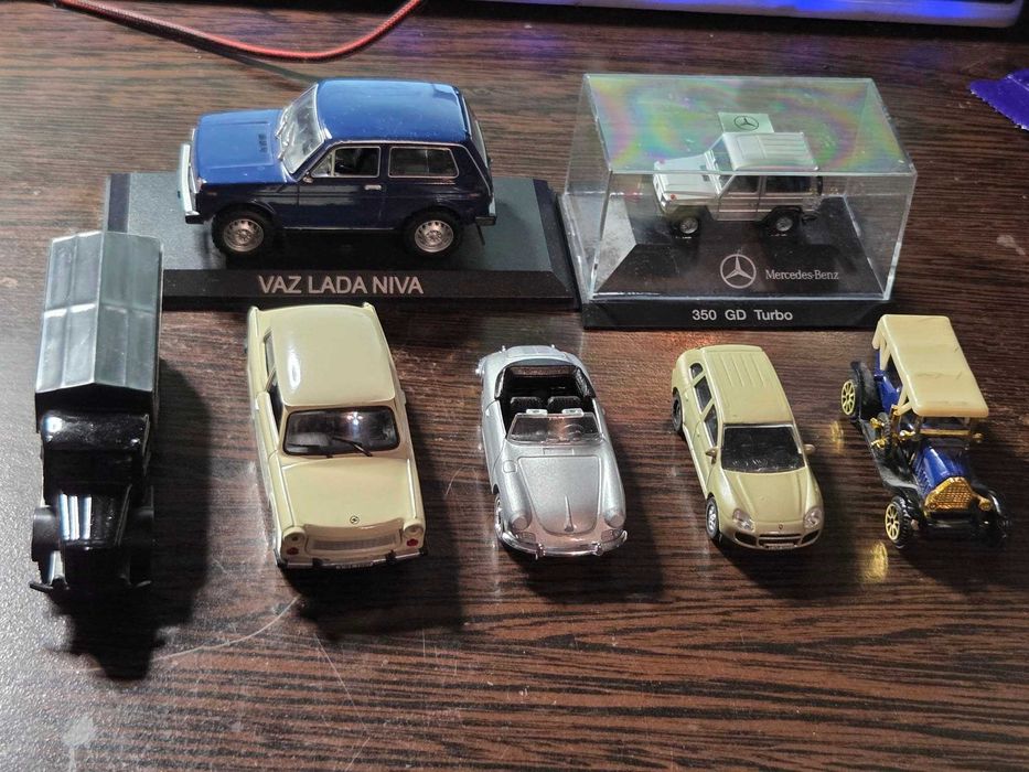 Lot de 8 masinute vintage de colectie 2