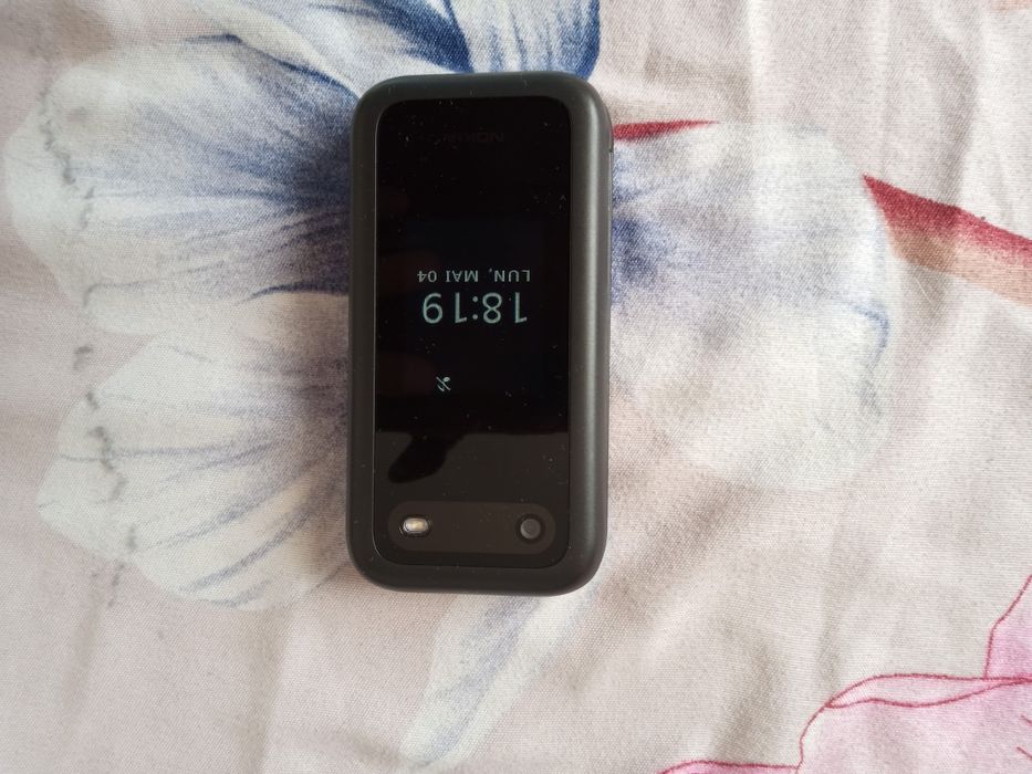 Nokia 2660 Flip de vanzare