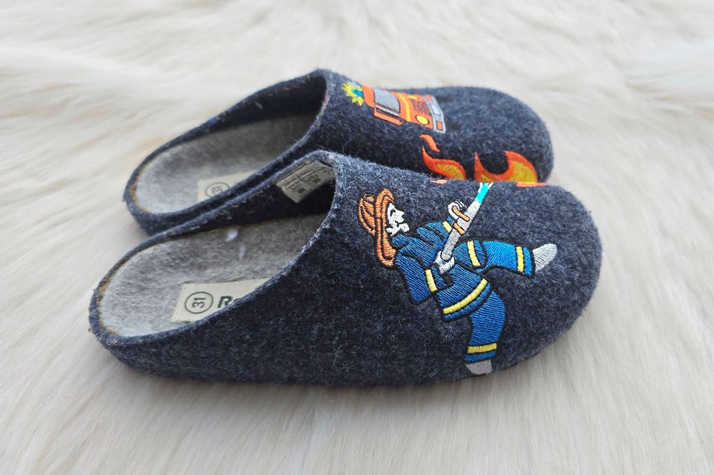 Детски пантофи №31